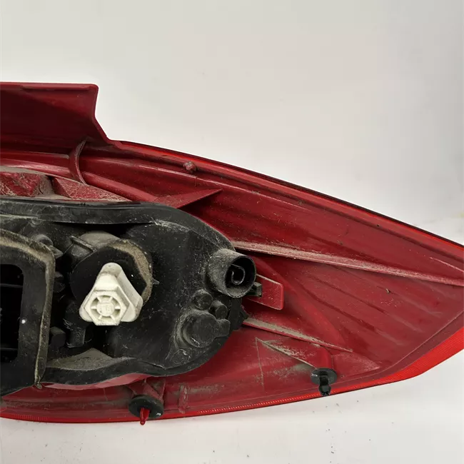 Fanale posteriore sinistro