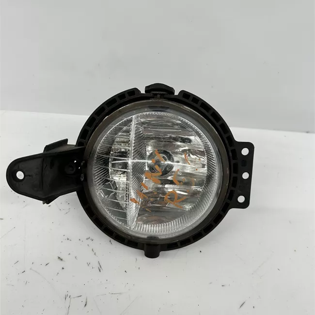 Proiettore fendinebbia destro