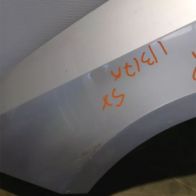 Parafango anteriore sinistro