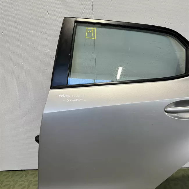 Porta posteriore sinistra