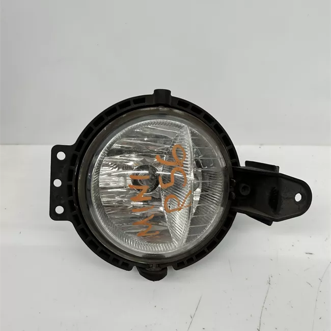 Proiettore fendinebbia destro