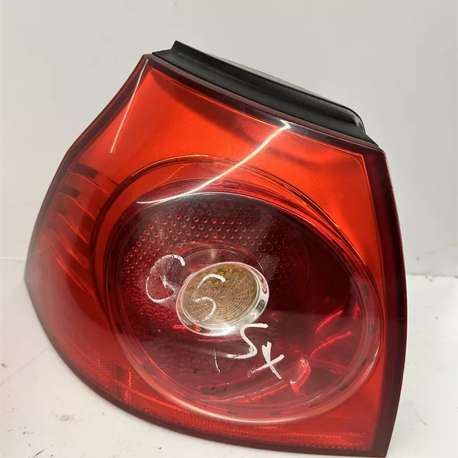 Fanale posteriore parte esterno sinistro