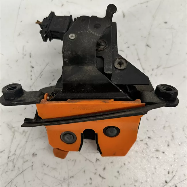 Serratura portello posteriore arancione