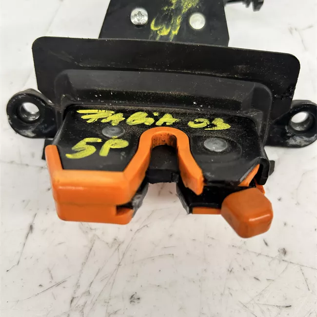 Serratura portello posteriore arancione