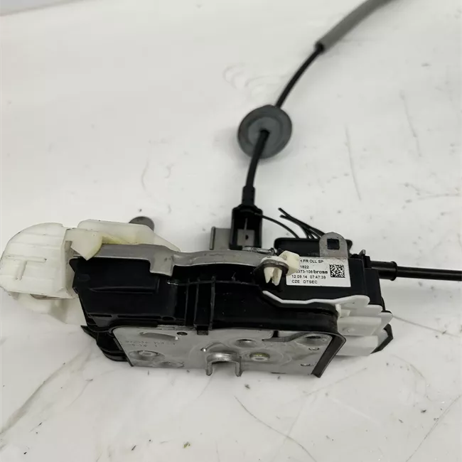 Serratura porta anteriore sinistra