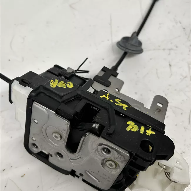 Serratura porta anteriore sinistra