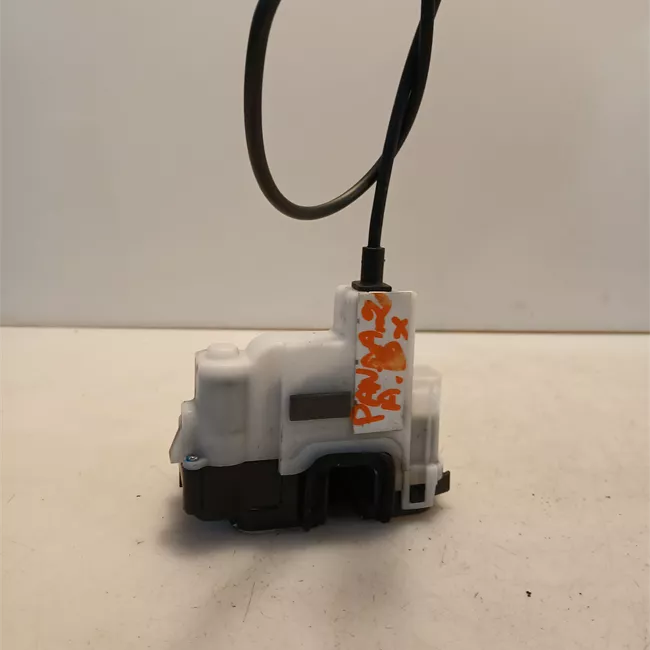 Serratura porta anteriore destra