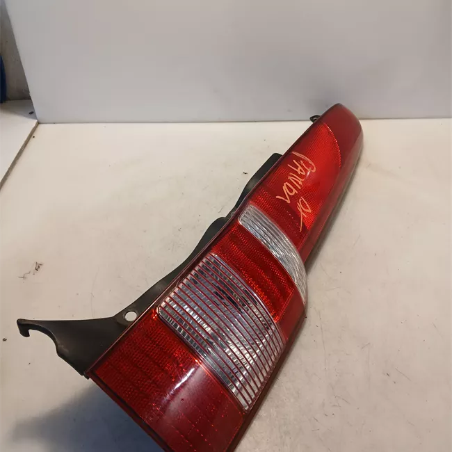 Fanale posteriore destro 11/04>