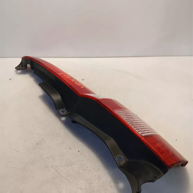 Fanale posteriore destro 11/04>