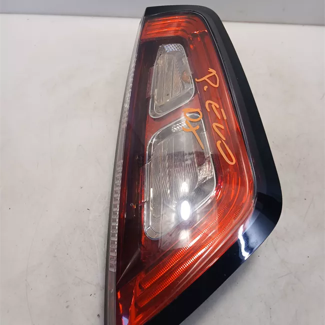 Fanale posteriore destro