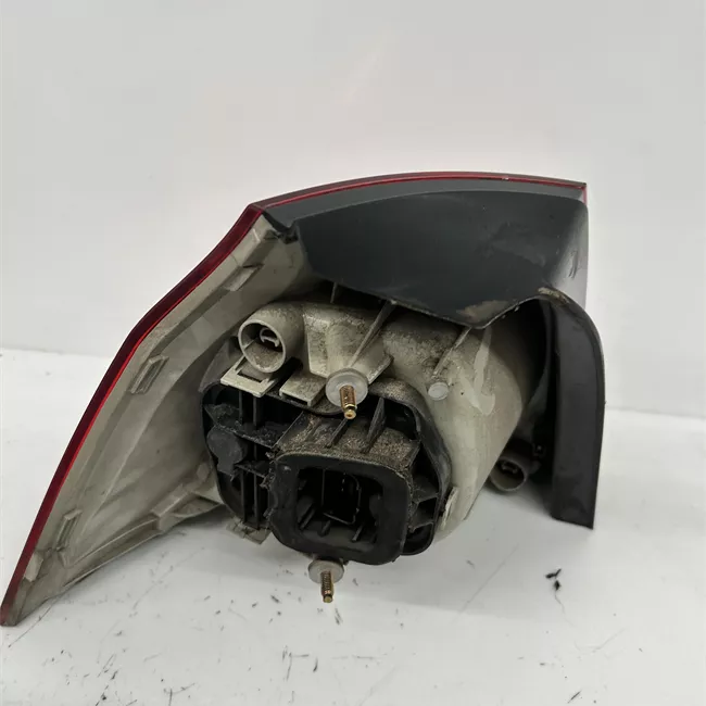 Fanale posteriore parte esterno destro