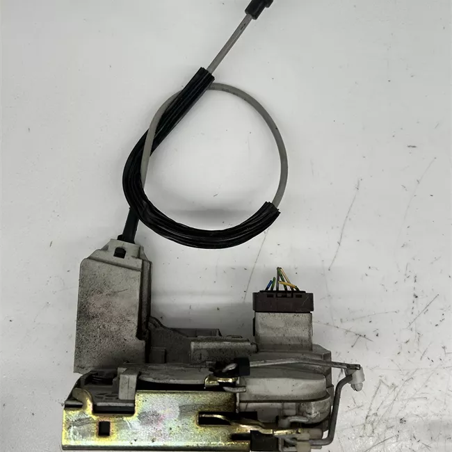 Serratura porta anteriore sinistra