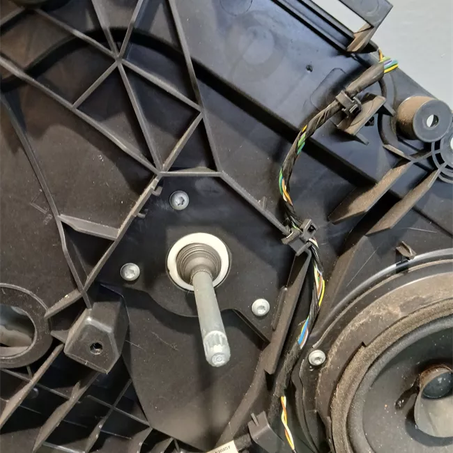 Alzacristallo porta posteriore sinistro