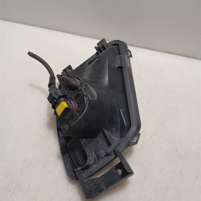 Proiettore fendinebbia destro