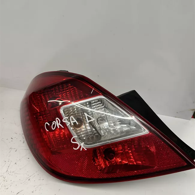 Fanale posteriore sinistro