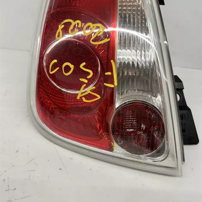 Fanale posteriore sinistro