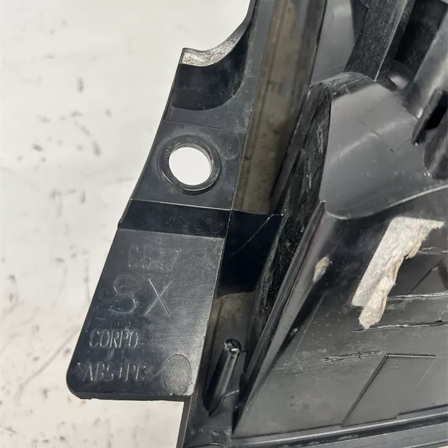 Fanale posteriore sinistro