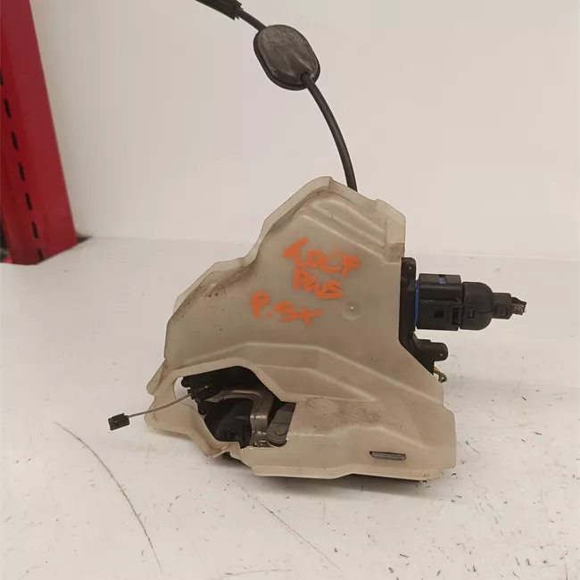 Serratura porta posteriore sinistra con dispositivo SAFE