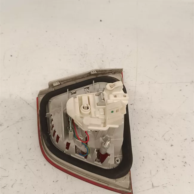 Fanale posteriore parte interno destro