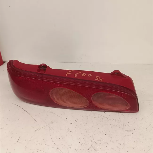 Fanale posteriore sinistro