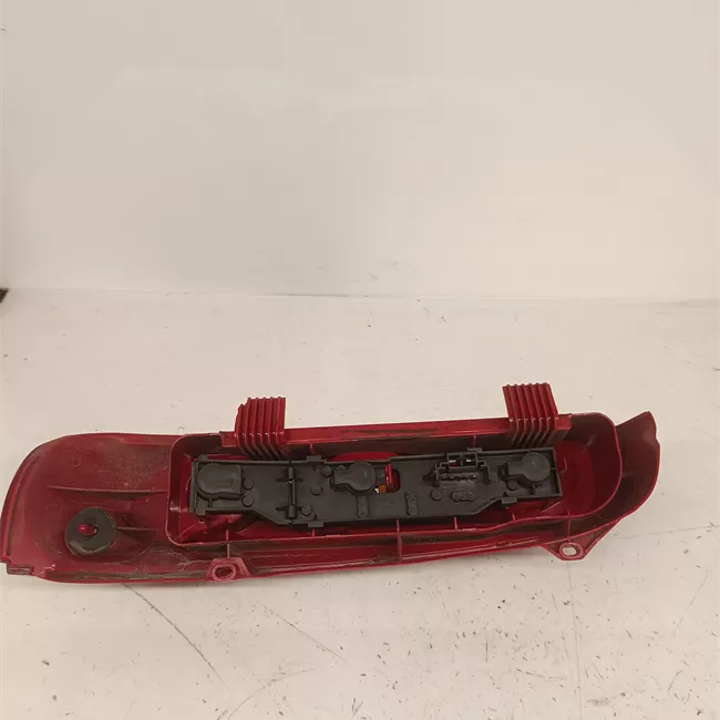 Fanale posteriore sinistro