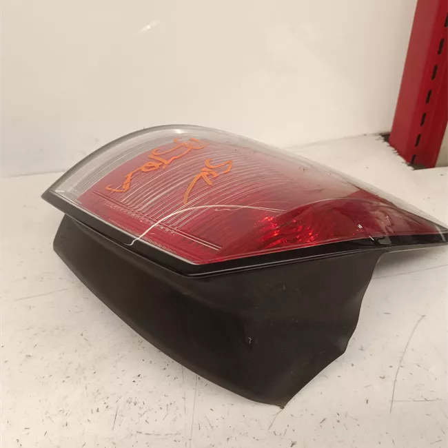 Fanale posteriore sinistro