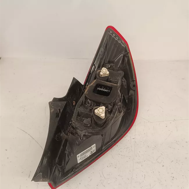 Fanale posteriore sinistro