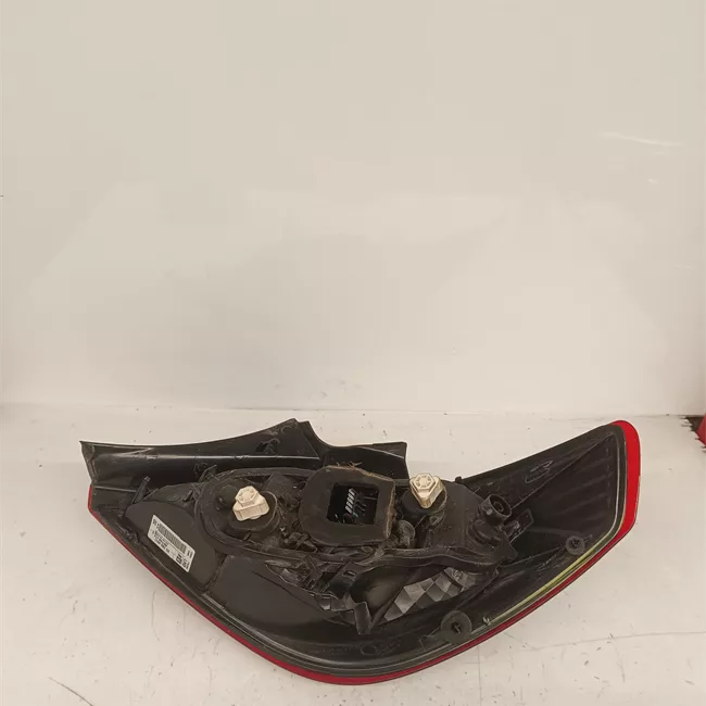 Fanale posteriore sinistro