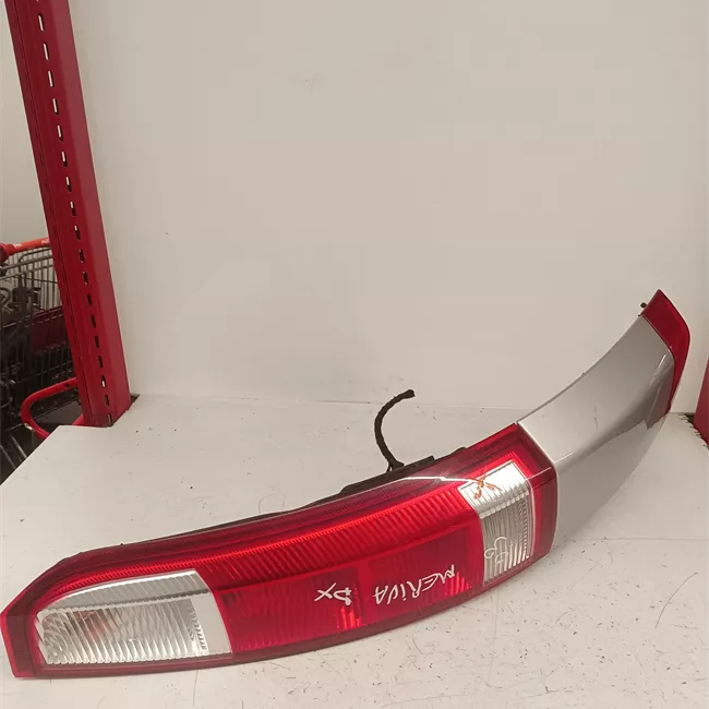 Fanale posteriore destro