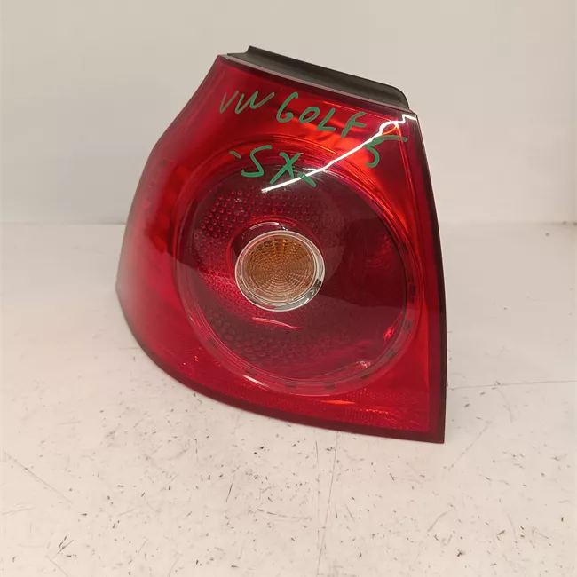 Fanale posteriore parte esterno sinistro