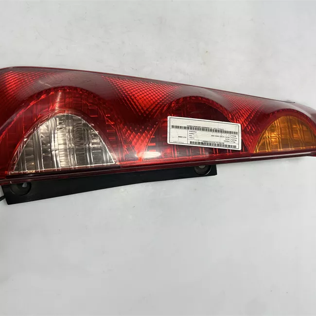 Fanale posteriore parte inferiore sinistro