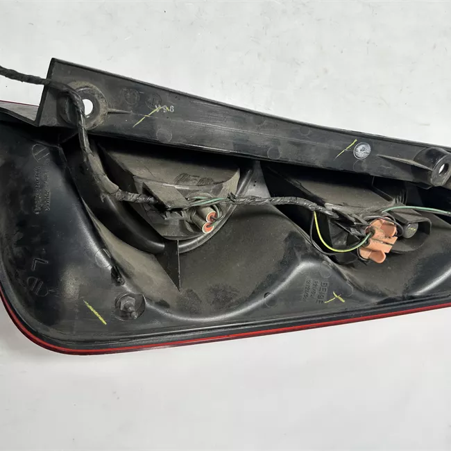 Fanale posteriore parte inferiore sinistro