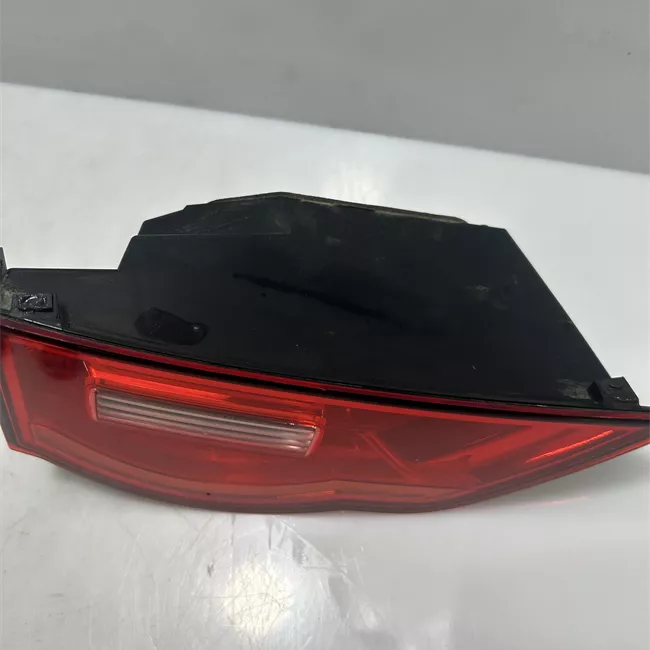 Fanale posteriore parte interno sinistro