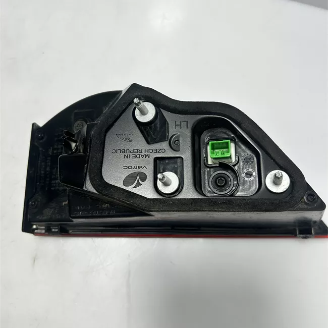 Fanale posteriore parte interno sinistro