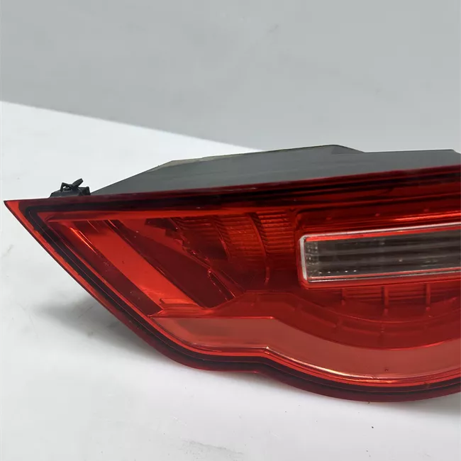 Fanale posteriore parte interno destro