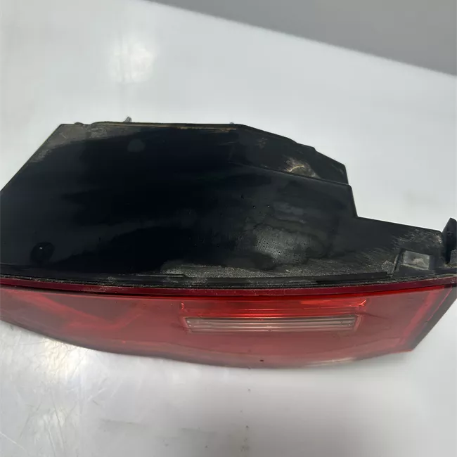 Fanale posteriore parte interno destro