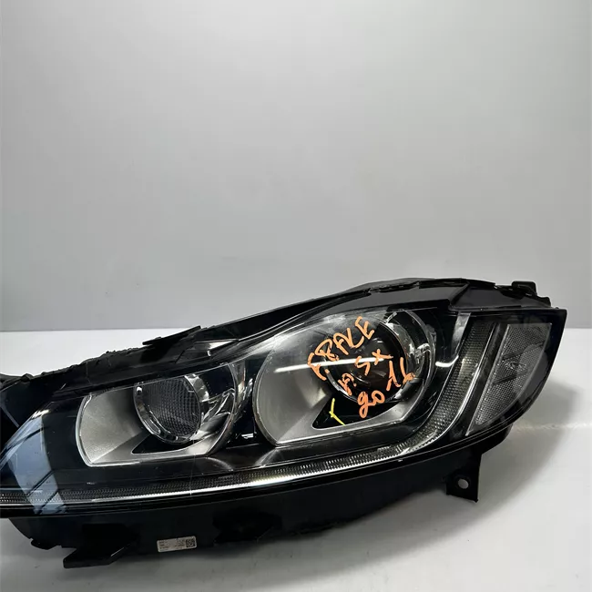 Proiettore sinistro Xeno