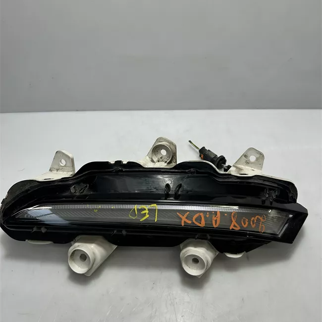 Fanalino anteriore destro