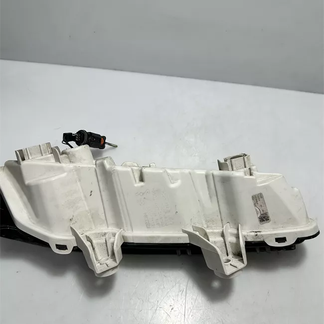 Fanalino anteriore destro