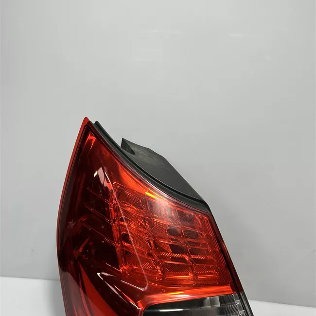 Fanale posteriore sinistro