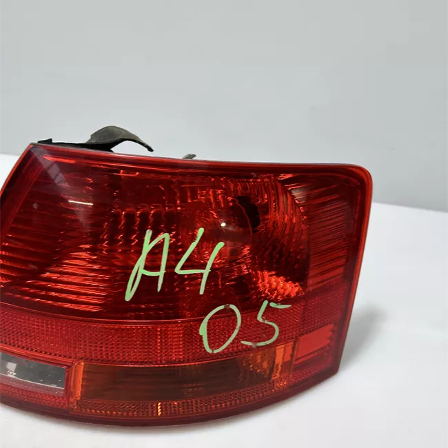 Fanale posteriore parte esterno destro