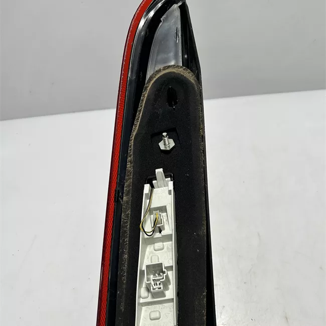 Fanale posteriore destro con antinebbia