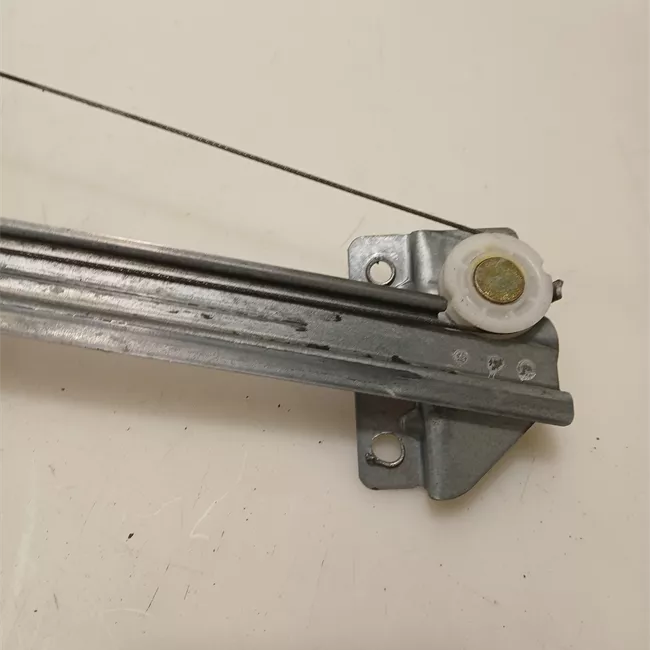 Alzacristallo porta posteriore sinistro