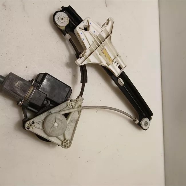 Alzacristallo porta posteriore sinistro