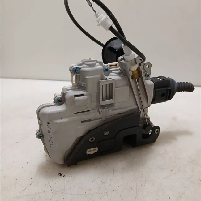 Serratura porta anteriore sinistra