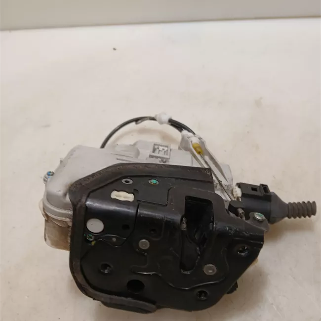 Serratura porta anteriore sinistra