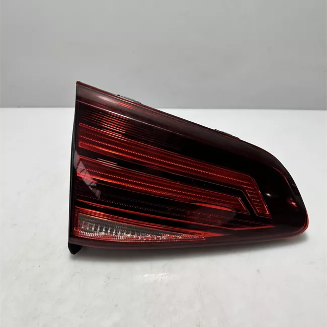 Fanale posteriore parte interno sinistro