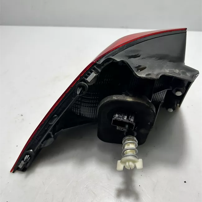 Fanale posteriore parte esterno destro