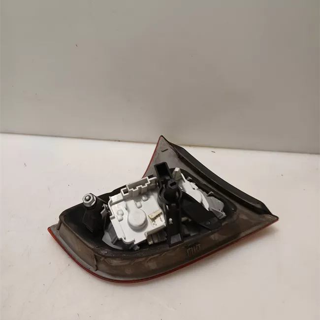 Fanale posteriore parte interno destro