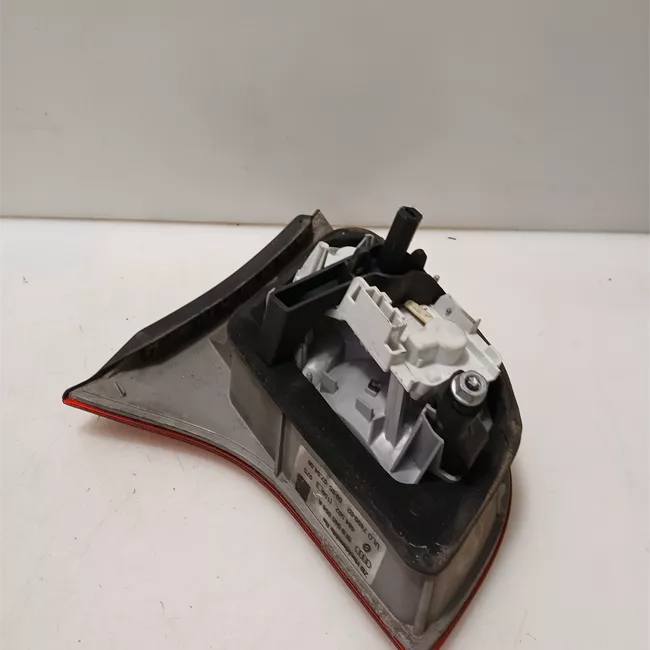 Fanale posteriore parte interno destro